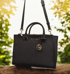 NWOT Michael Kors MD Satchel